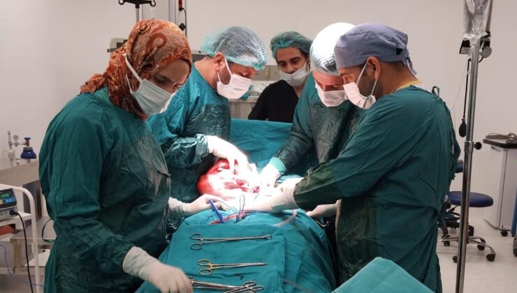 Çermik Devlet Hastanesinde 35 santimlik Myom çıkarıldı