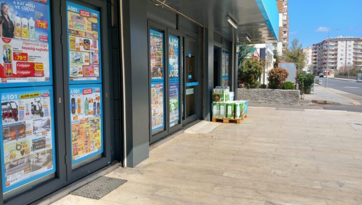 Marketler hizmet vermeye başladı