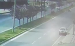 Zincirleme trafik kazasında 2’si polis 4 kişi yaralandı