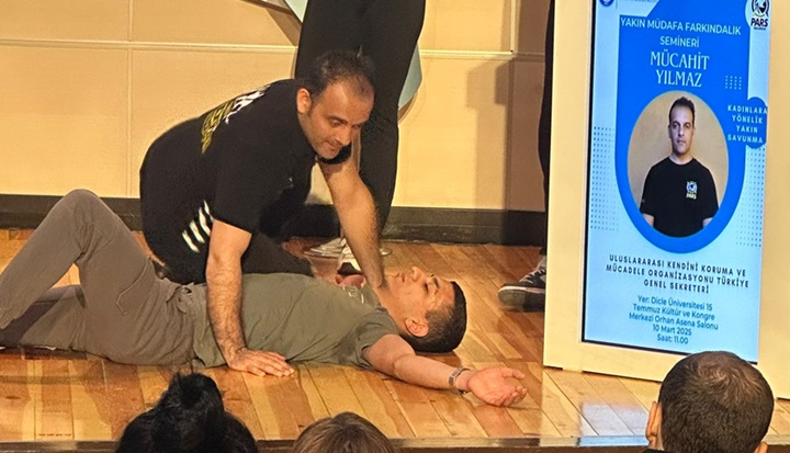 Akademik personele ve öğrencilere yakın savunma eğitimi