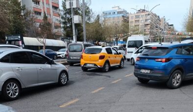Diyarbakır’da Trafik Yoğunluğu Başladı