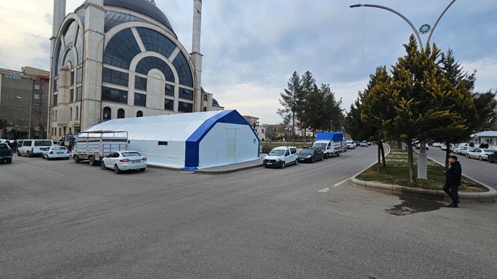 Bismil’de İlk kez İftar çadırı kuruldu