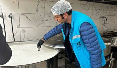 İftar çadırları için yemek üreten işletme denetlendi