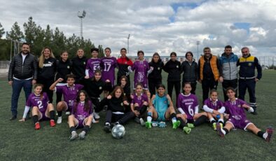 Kadın Futbol Takımı Play-Off’u garantiledi