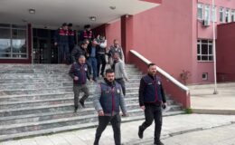 Altınları için ablasını öldüren şüpheli çıkarıldığı mahkemece tutuklandı
