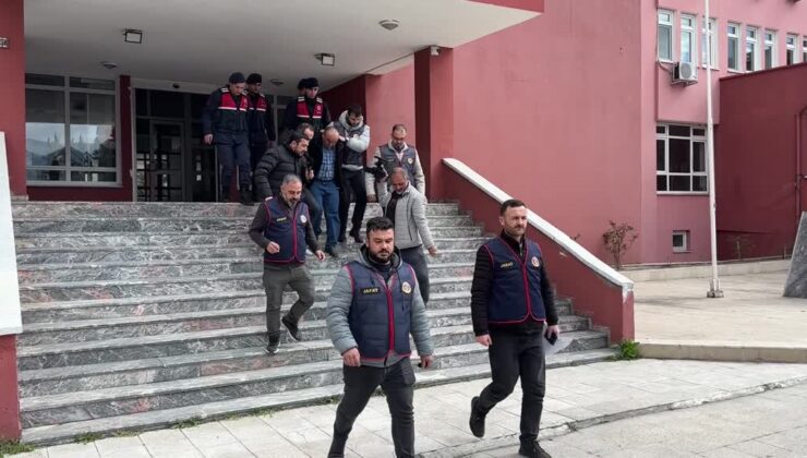 Altınları için ablasını öldüren şüpheli çıkarıldığı mahkemece tutuklandı