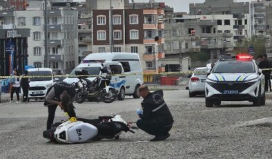 Minibüs ile motosikletin çarpıştığı kazada 1 kişi öldü