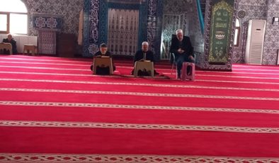 Camilerde Mukabele Geleneği Devam Ediyor