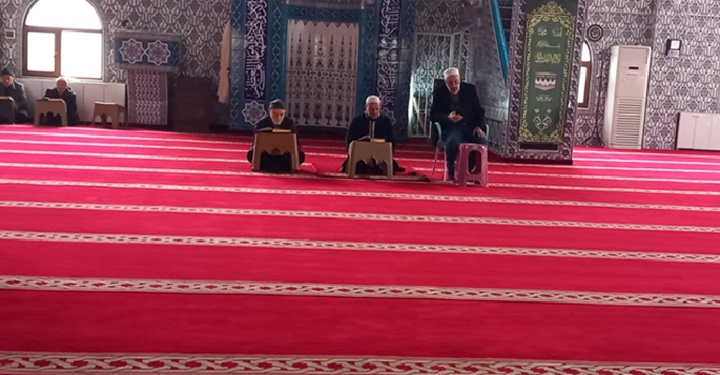Camilerde Mukabele Geleneği Devam Ediyor