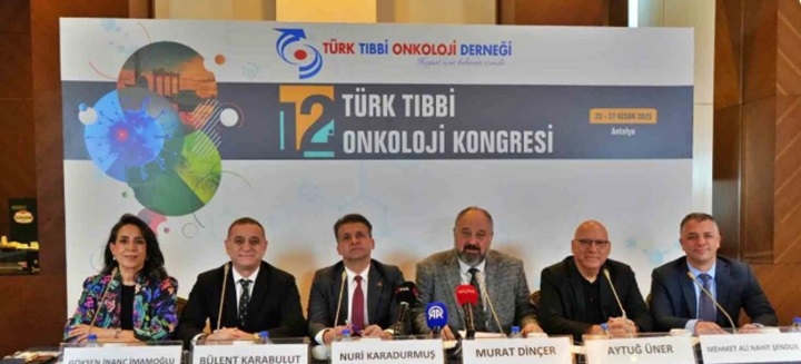 Antalya’da 12. Türk Tıbbi Onkoloji Kongresi düzenlendi