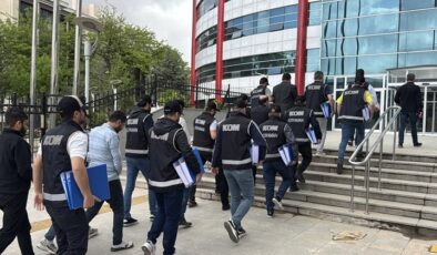 Adıyaman’da dolandırıcılık yaptıkları iddiasıyla 3 şüpheli tutuklandı