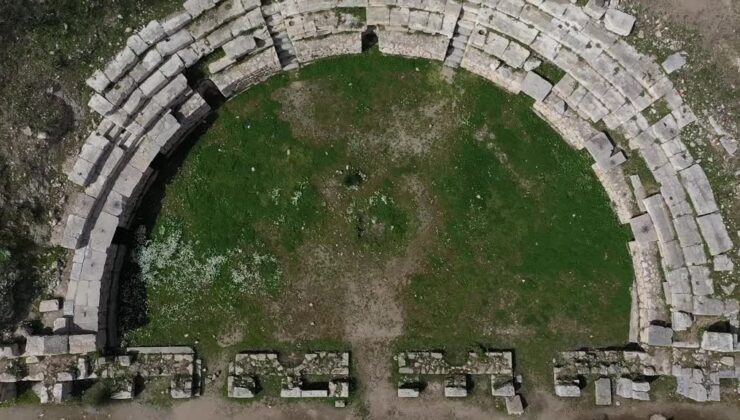 Teos’ta Dionysos tapınağı ayağa kalkıyor, tarih canlanıyor