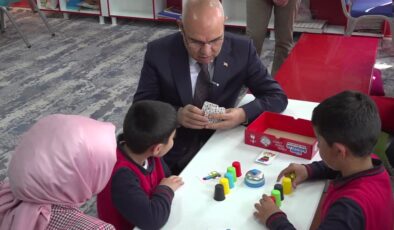 Binlerce öğrenci yeniden okula döndü, umutlar tazelendi