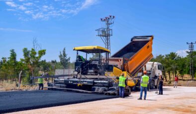 Cadde ve bulvarlara 240 bin ton sıcak asfalt serilecek