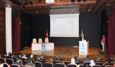 DÜ’de dijital çağda haberleşme ve güvenlik ele alındı