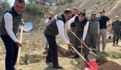 6 Şubat Deprem Şehitleri Hatıra Ormanı’na 2 bin 100 fidan