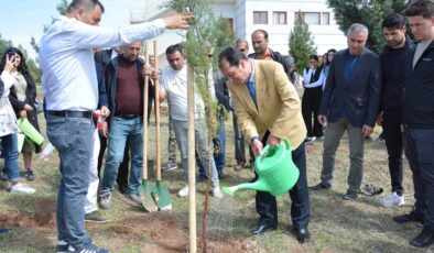 Diyarbakır’da fidan dikim etkinliği düzenlendi