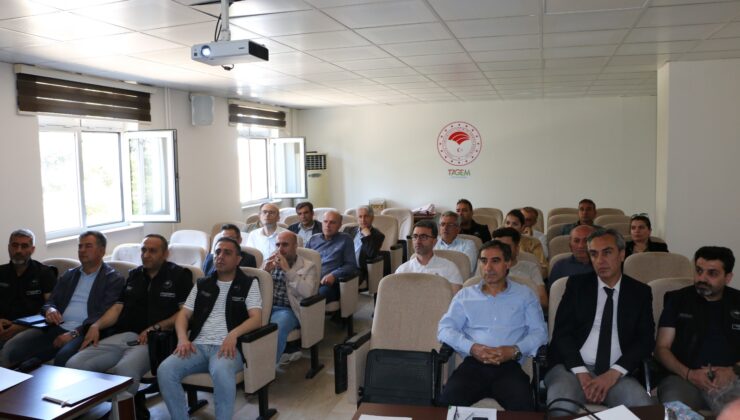 Diyarbakır’da süneyle mücadele için 11 il bir araya geldi