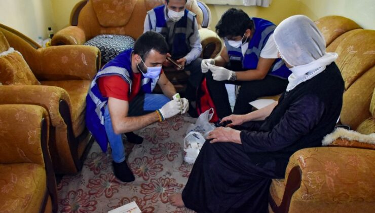Diyarbakır’da yaşlılara evde sağlık, temizlik ve fizyoterapi hizmeti