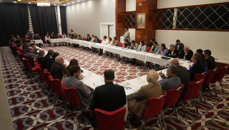 Diyarbakır’da yuvarlak masa toplantısı düzenlendi