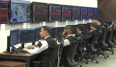 Elektronik kelepçe izleme merkezi, kadına şiddet uygulayanları adım adım takip ediyor