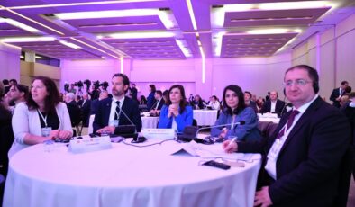 Eş Başkan Bucak Türkiye–Almanya Kardeş Şehirler Zirvesi’ne katıldı