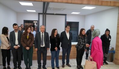 Eş Başkan Bucak, mesaiye başlayan personelin Bayramı’nı kutladı