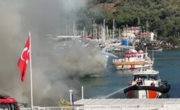 Fethiye’de çıkan yangında 4 tekne tamamen kullanılamaz hale geldi