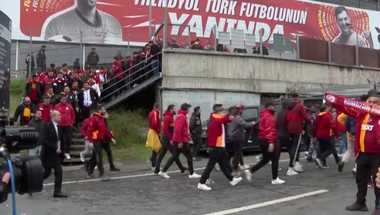 Galatasaray taraftarı derbi için otobüslerle Ülker Stadı’na gitti