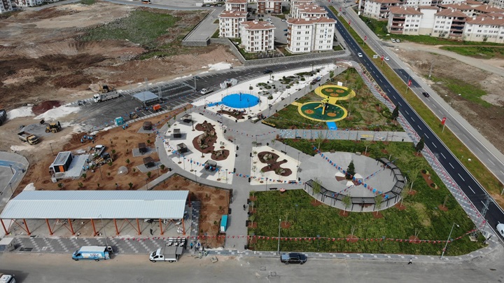 Gaziantep’te su tasarrufu sağlayan geçirimli beton sistemli park hizmete açıldı