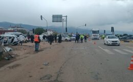 Gaziantep’te tırla çarpışan otomobildeki 2 kişi öldü