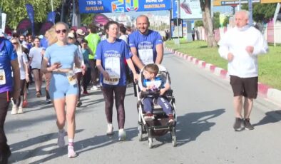 Antalya’da 20. Runtalya Maratonu coşkulu kalabalıkla koşuldu