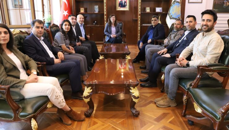 Dernek başkanlarından Büyükşehir Belediyesine ziyaret