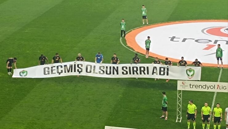 Amedspor’dan Sırrı Süreyya Önder’e Destek: “Geçmiş Olsun Sırrı Abi” Pankartı ile Sahaya Çıktılar