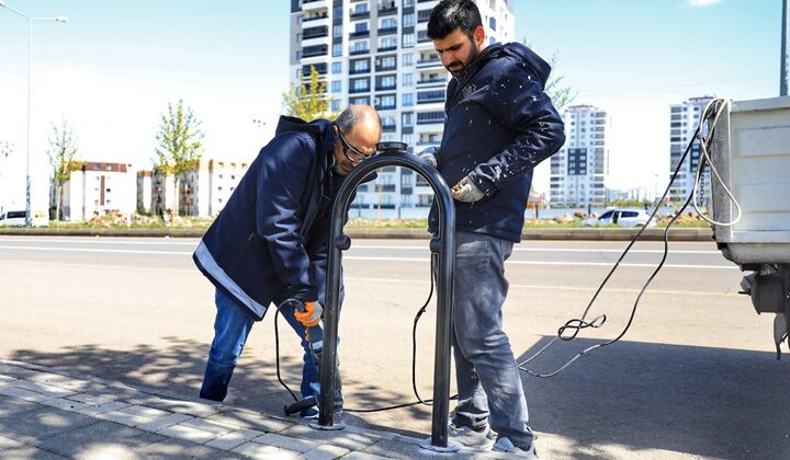 Kayapınar ’a 2000 çöp kutusu