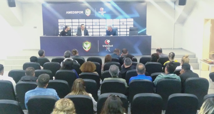 Kayapınar’da Spor ve Gençlik Hizmetleri İçin Stratejik Toplantı