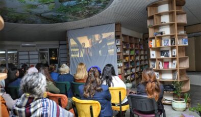 Kayapınar’da kadınlar Agora filmiyle bir araya geldi