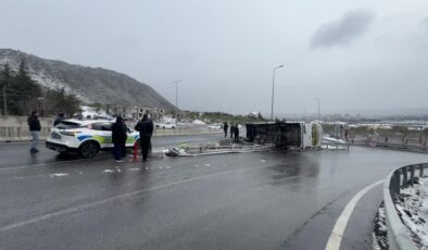 Buzlanma zincirleme kazaya neden oldu