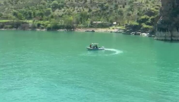 Keban’da jandarma iç sularda av yasağı denetimi yaptı
