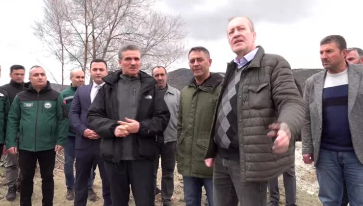 Kelkit-Erzincan yolunda heyelan sonrası kapanan yol için çalışmalar sürüyor