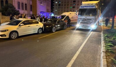 Midyat’ta iki aracın çarpıştığı kazada 7 kişi yaralandı