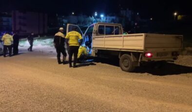 Polise mukavemet gösteren 3 kişi gözaltına alındı