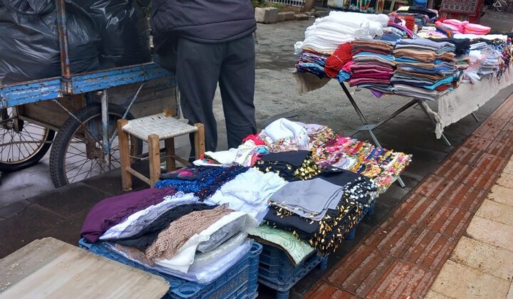 Şal Örtü Satışı Esnafı Sevindirdi
