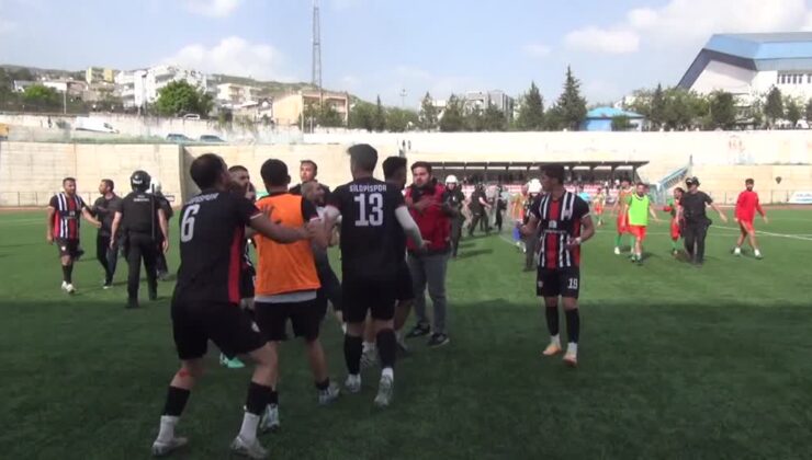Şırnak’ta amatör ligde oynanan futbol maçında kavga çıktı