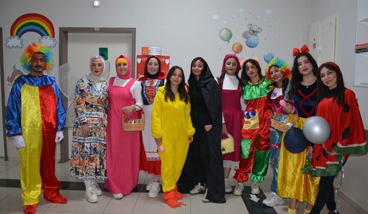 Şırnak’ta üniversite öğrencileri hasta çocuklar için etkinlik düzenledi
