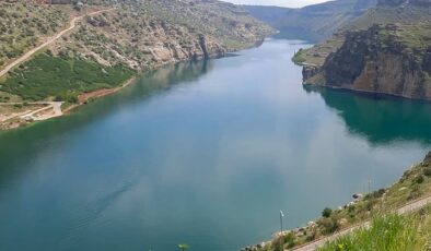 ‘Su kaynağını geleceğe taşıyacak Dicle Baraj Gölü Havza Koruma Planı herkesi bağlıyor’