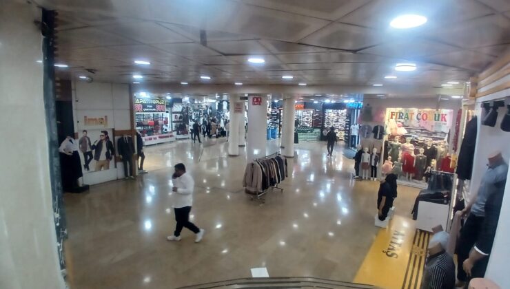 AVM’lere direnen eski bir uğrak noktası: Ofis Yer Altı Çarşısı