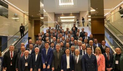 Eğil Belediye Başkanı Fırat Seydaoğlu’na “Yılın Belediye Başkanı” ödülü