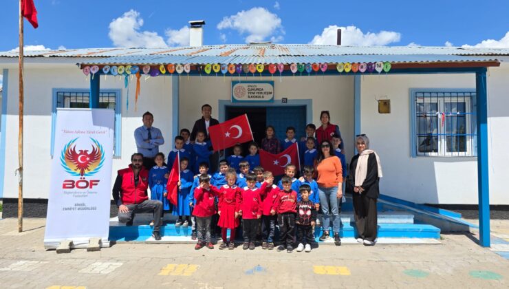 Bingöl Emniyetinden “Yılın Öğretmeni”ne Anlamlı Ziyaret