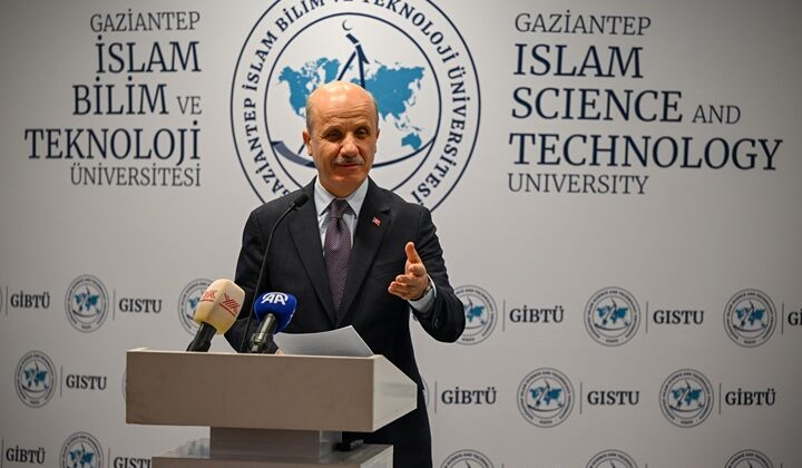 YÖK Başkanı Özvar, “Türkiye İlahiyat Fakülteleri Dekanlar Toplantısı”nda konuştu